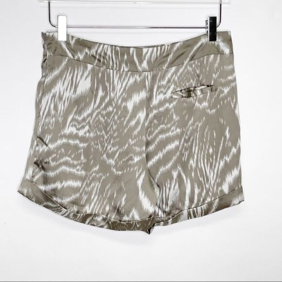 Bar lll Printed Shorts Size Medium - Picture 2 of 6